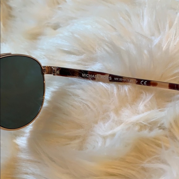 Michael Kors Aviator Sunglasses - Picture 3 of 4